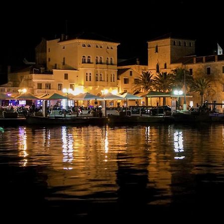 شقة Lux Attic Old Town Rab راب المظهر الخارجي الصورة